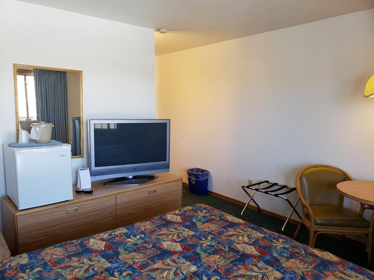 Algoma Beach Motel Exterior photo