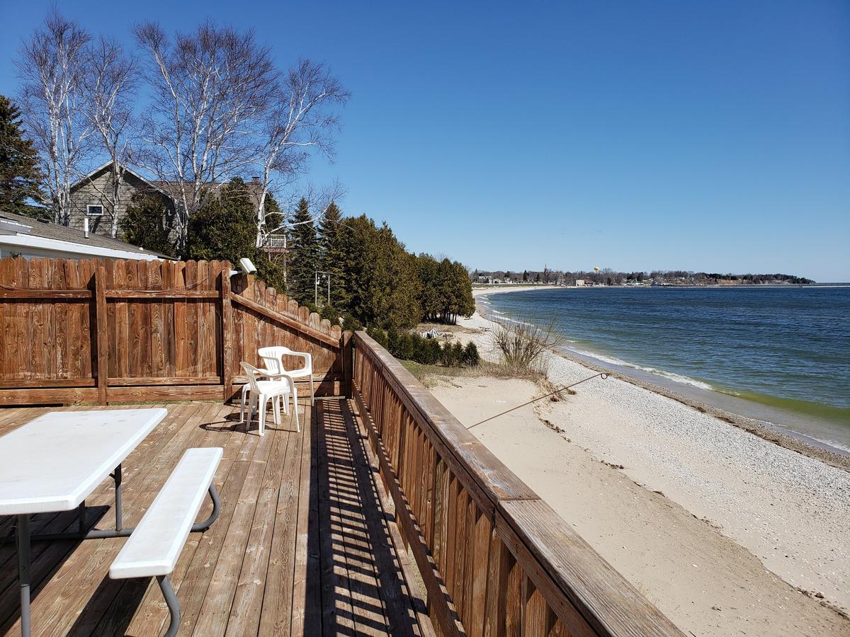 Algoma Beach Motel Exterior photo
