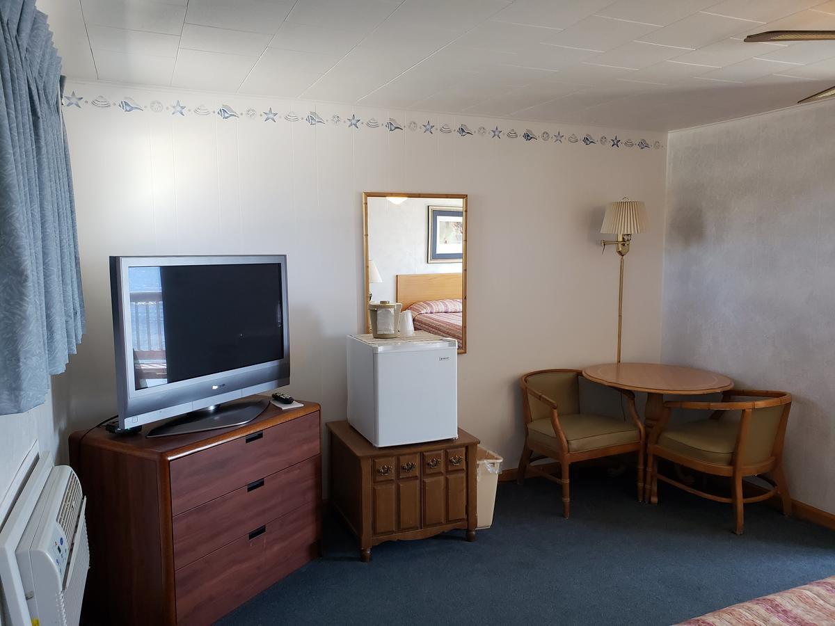 Algoma Beach Motel Exterior photo